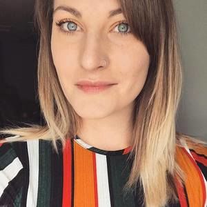 Meet your Posher, Chloe